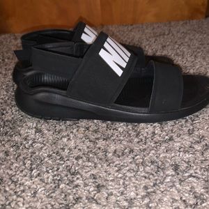 Nike Tanjun Sandals